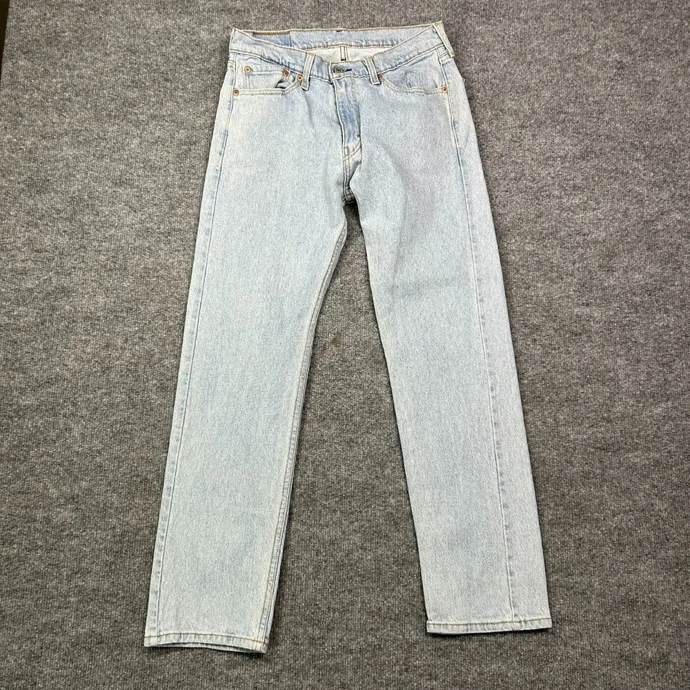 Levi's 505 Straight Jeans Men's Blue Denim Pockets Classic Zip Fly - 30X30